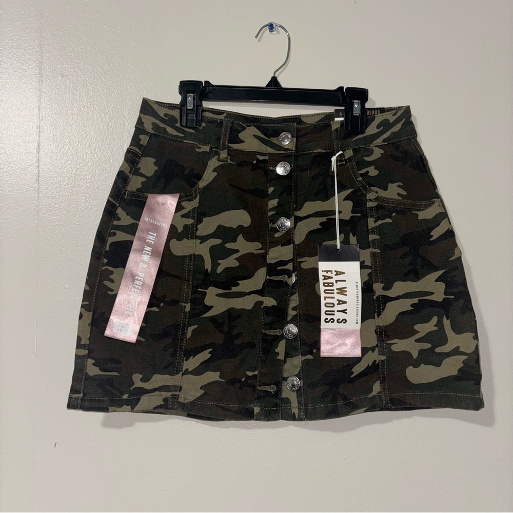 Almost Famous Green Camouflage Pencil Skirt